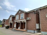 ヴィラ・サクラＢ