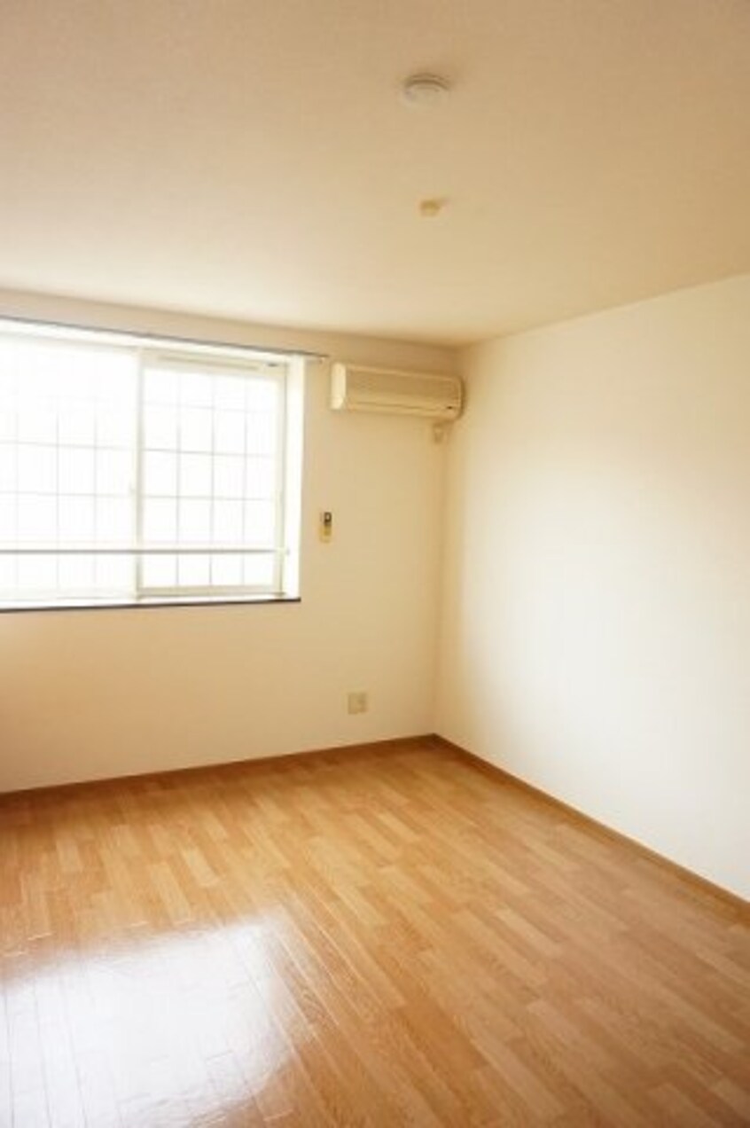  アネックス村山　Ｂ