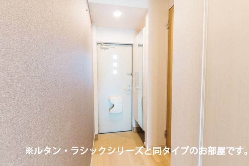 ゆったりとした玄関です ヴィラ