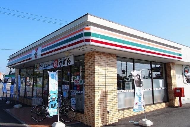 セブンイレブン坂出林田店まで700m メゾン・ミクニⅠ　Ｂ