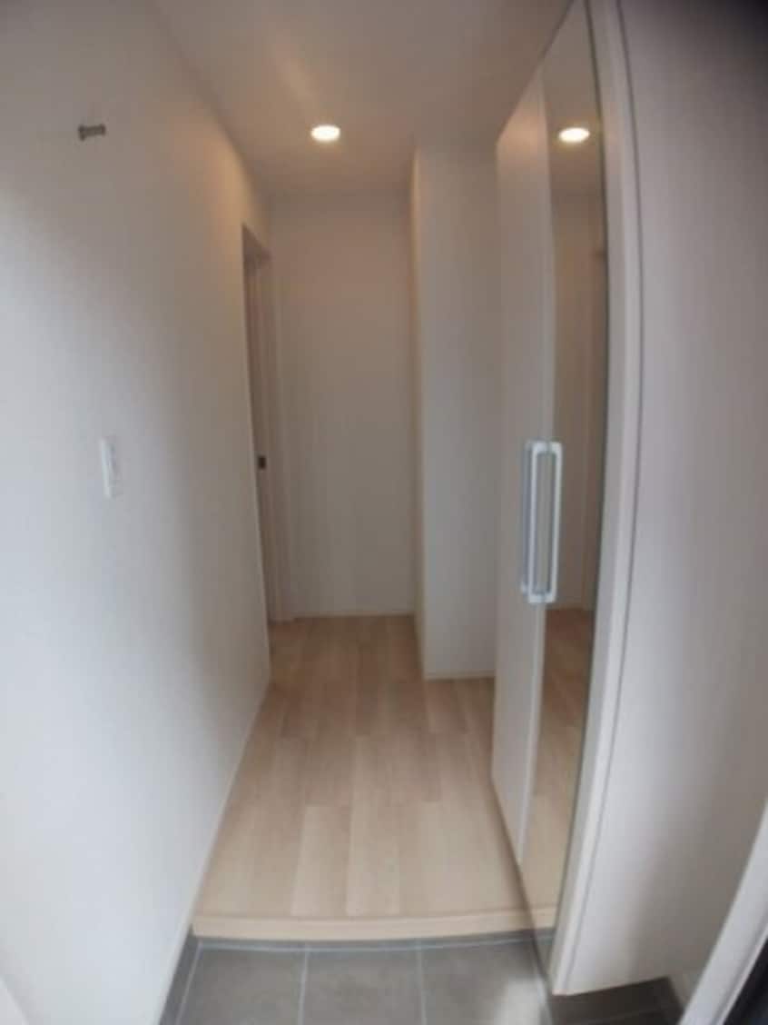 収納もある玄関です メゾン・ミクニⅠ　Ｂ