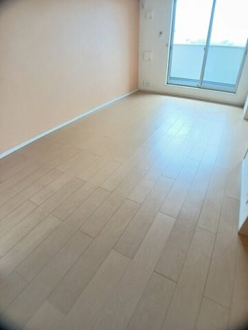 ゆったり過ごせる居間です ルルディ　Ａ