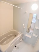 コンパクトで使いやすいお風呂です ミルト久米Ａ