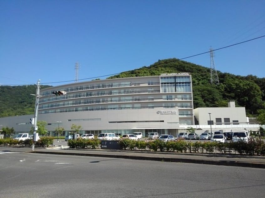 坂出聖マルチン病院まで1300m ミルト久米Ａ
