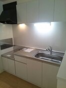 きれいなキッチンです ブランド　バルーン　Ａ