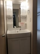 ゆったりとスペースのある洗面所 レジディアＮ