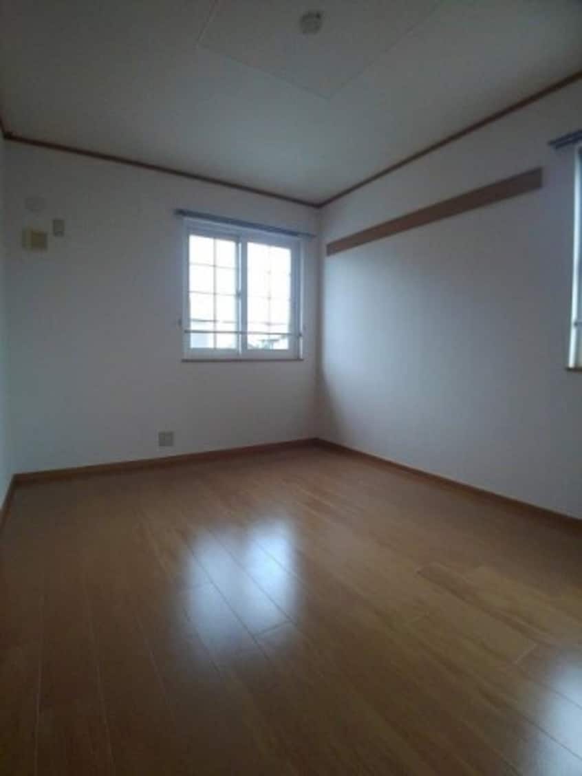  ヴィラ　エンゼルＢ