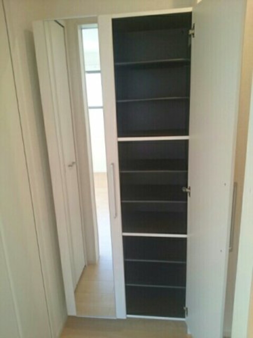  ロッソ・カロータＣ