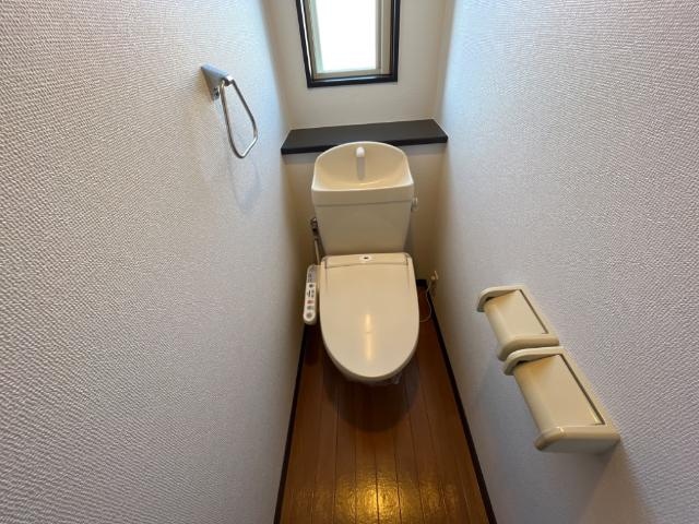 トイレ ヴァンルージュⅡ