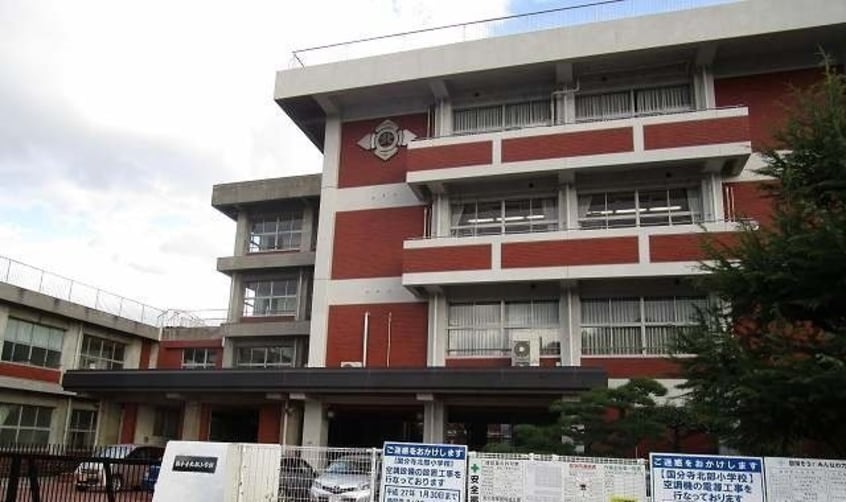 高松市国分寺北部小学校まで650m アスランリバーウエストＡ