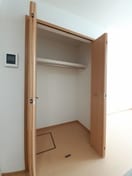  サニーサイド　ハウス　森Ｃ