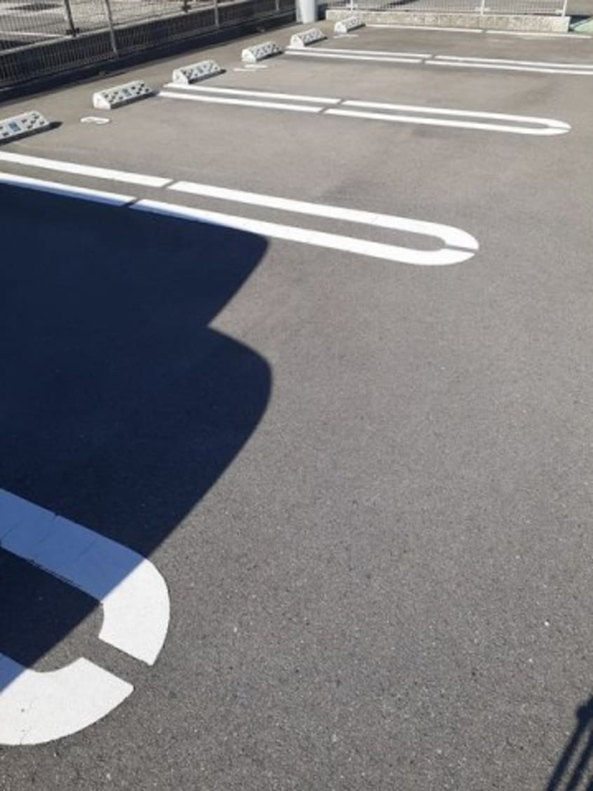 駐車スペースもあります ヴァンソワール