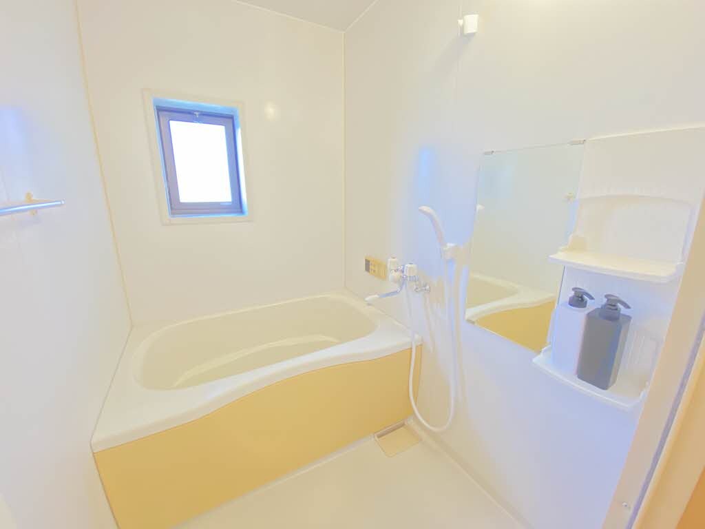  ロイヤルフェルティ　D棟