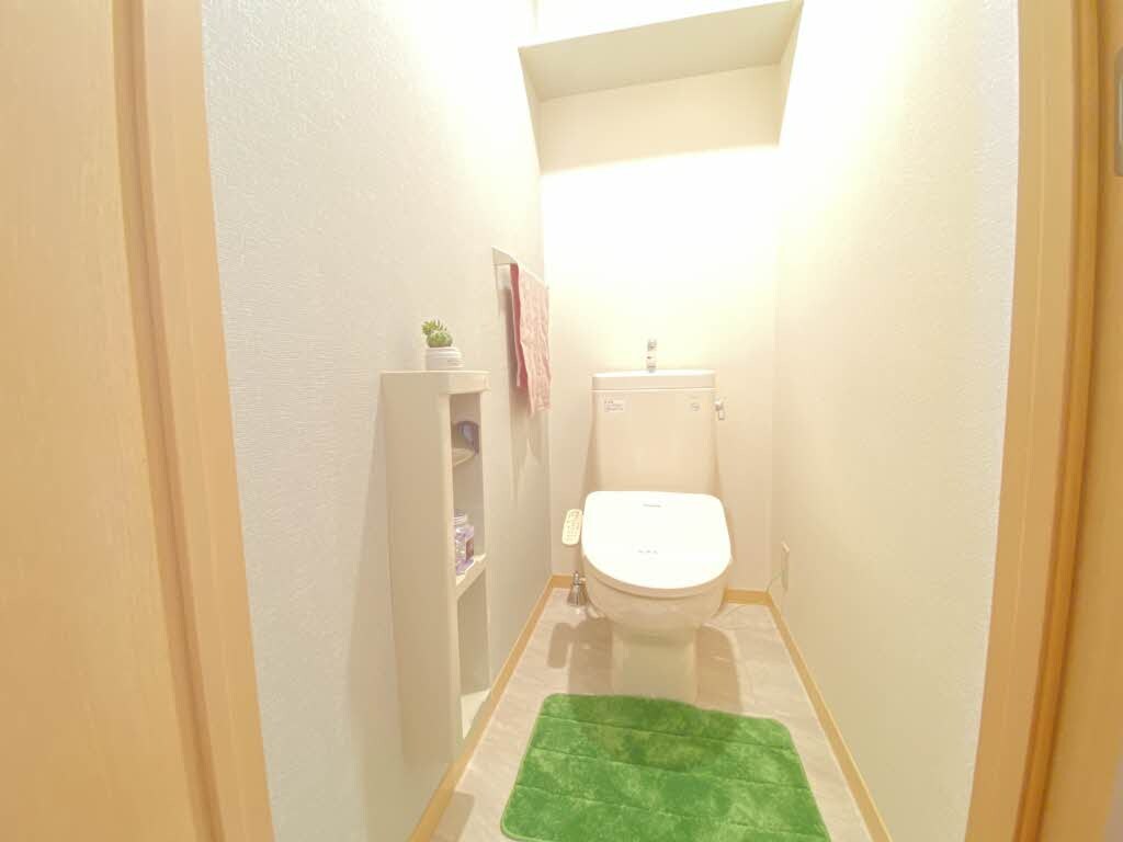  ロイヤルフェルティ　D棟