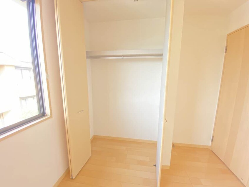  ロイヤルフェルティ　D棟