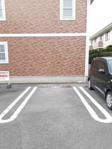 駐車場完備です ミルキーウェイ土器　Ｂ