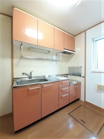 コンパクトなキッチンで掃除もラクラク ミルキーウェイ土器　Ｂ