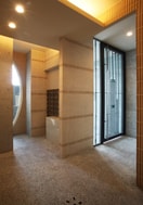  コリドール中央