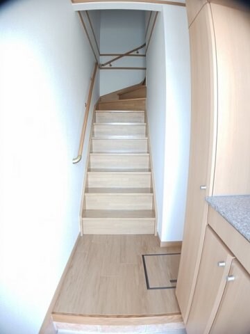 明るい玄関です セナ　アイランド　Ｂ