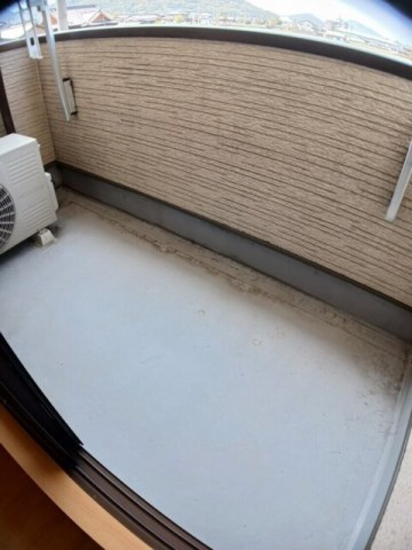 落ち着いた時間を過ごせるバルコニーです セナ　アイランド　Ｂ