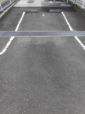 駐車スペースもあります リジエール　タンドルＡ