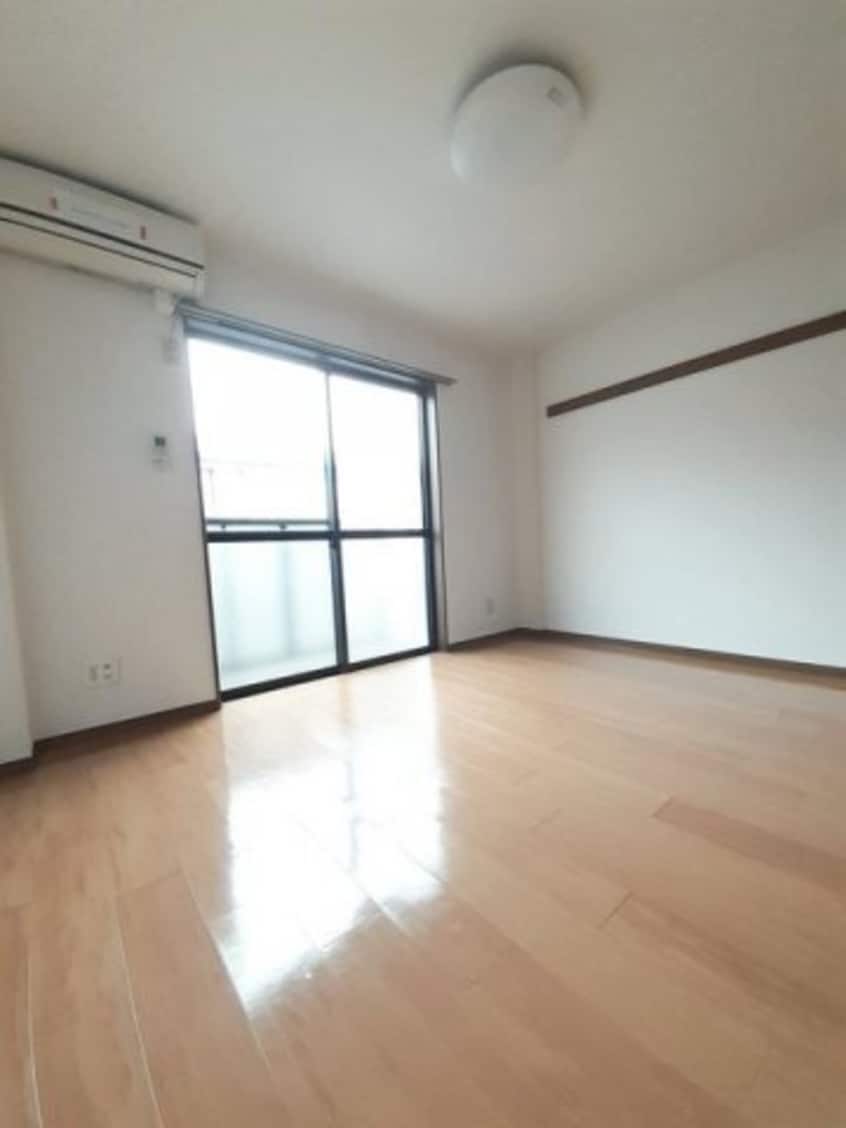 内装もきれいです イグレック。楯　Ｂ