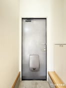  ロイヤルガーデン紙町