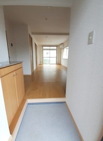 玄関です エルディム磯野