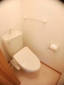 シンプルで使いやすいトイレです セナ　アイランド　Ａ
