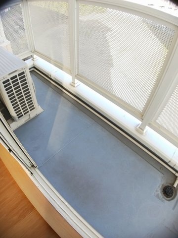 落ち着いた時間を過ごせるバルコニーです カリーノ