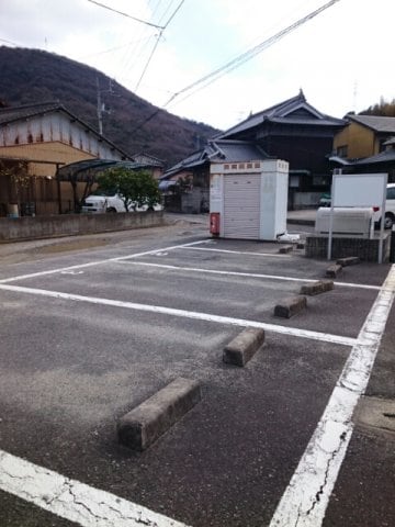 駐車場完備です ハイツヒルバレー
