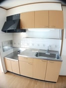 お料理しやすいキッチンです メゾン・サンパティーク