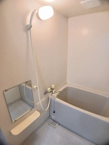 ゆったり過ごせるお風呂です ニューエルディム大樹　Ａ