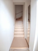 収納もある玄関です ハーヴェスト袖村　Ｃ