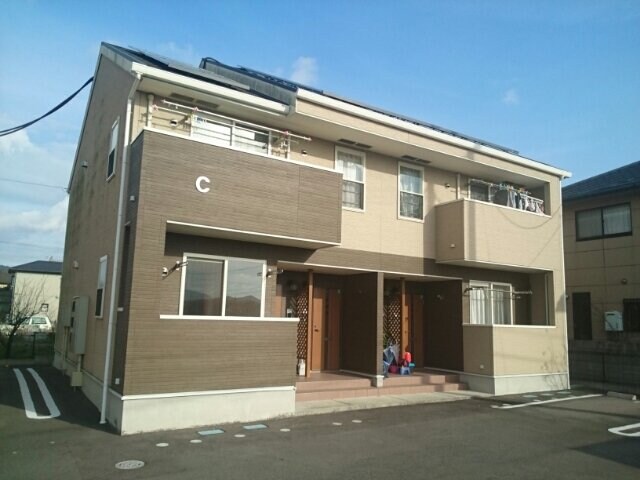 外観も気になるポイント グランド　フィールドＣ