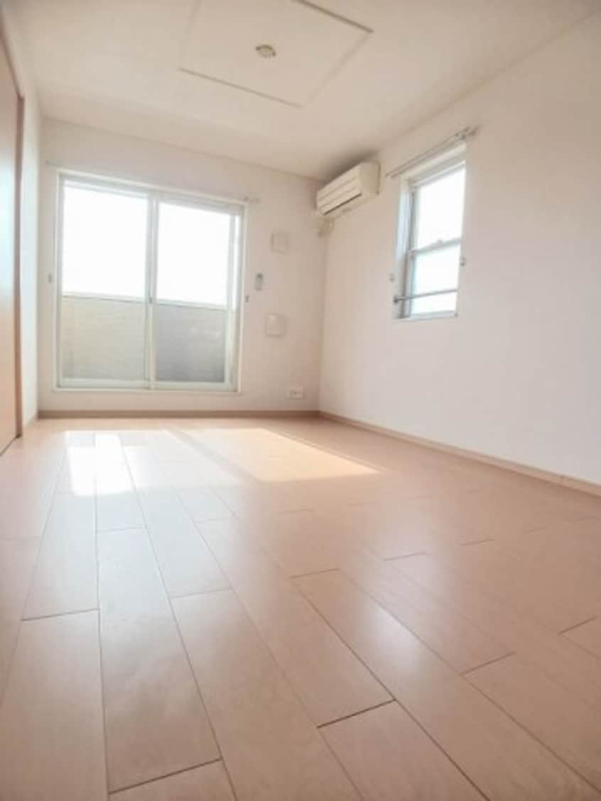 おしゃれな居間です グランド　フィールドＣ