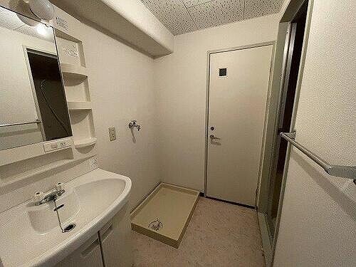 室内洗濯機置き場 アイランド・コート新宇多津