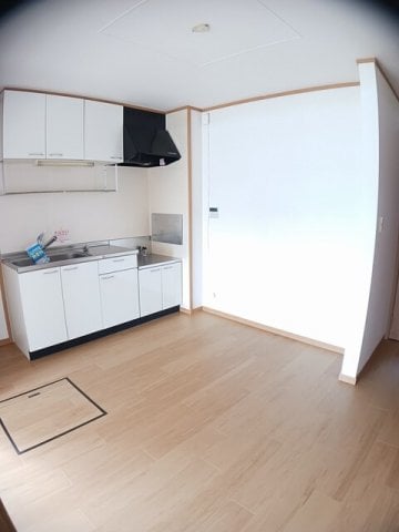  グリーンパレス