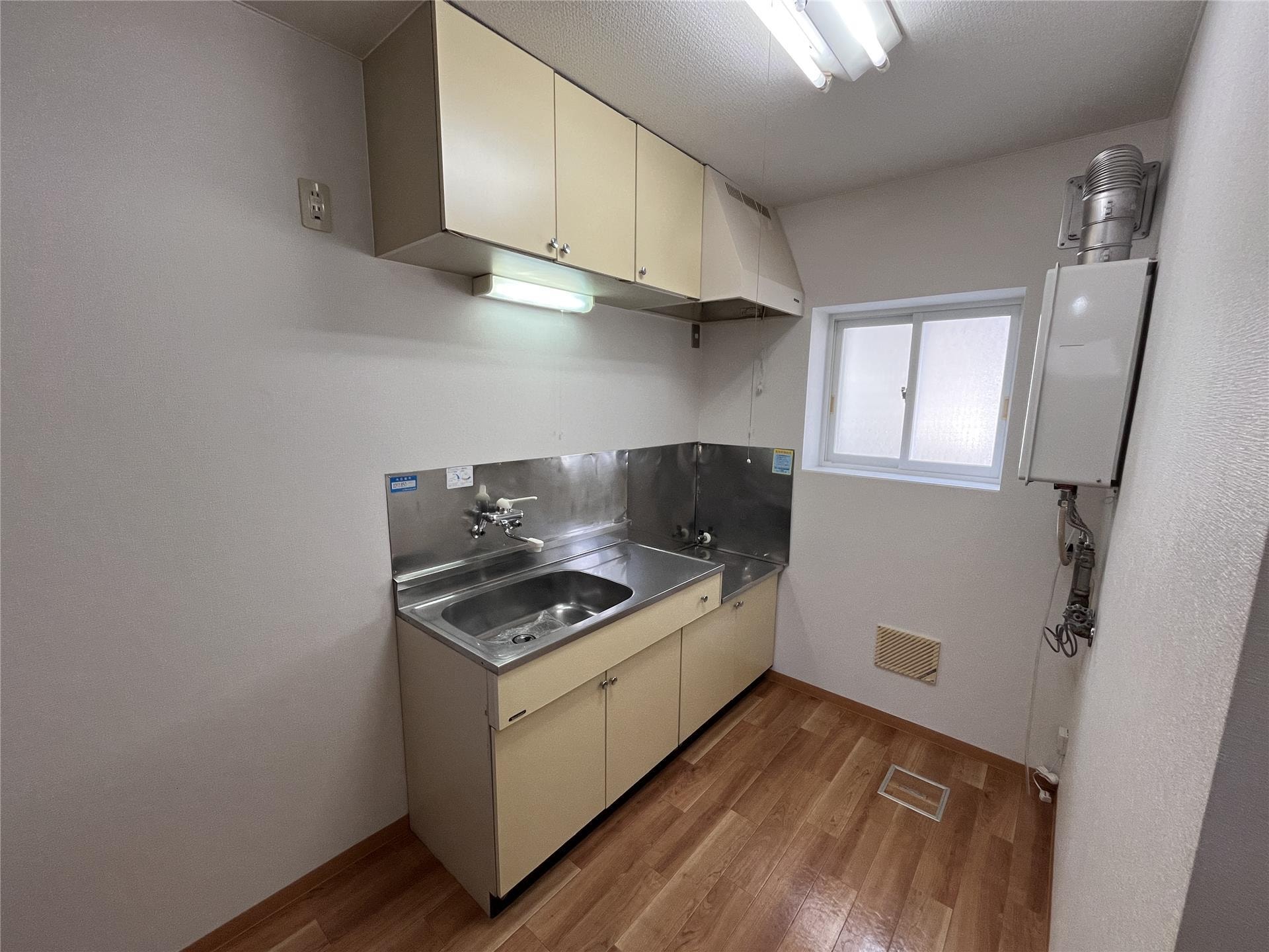 キッチン メゾン瀬理奈B棟