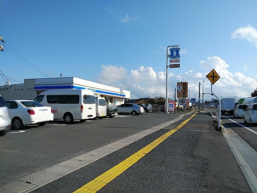 コンビニ(コンビニ)まで900m メゾン瀬理奈B棟