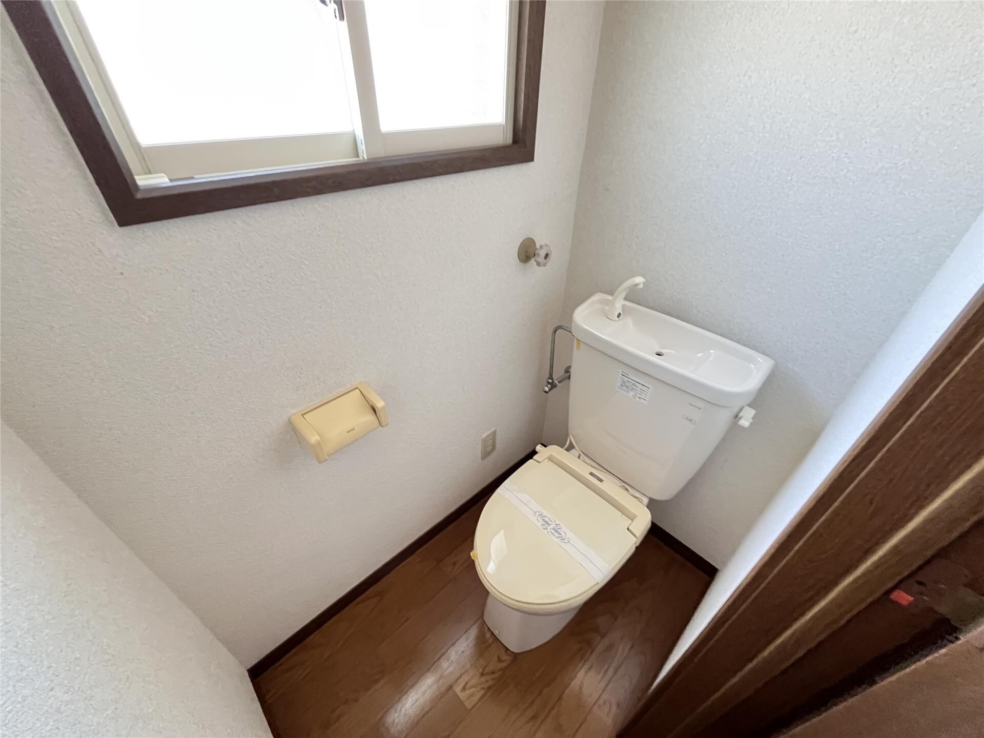 暖房便座 パルムノバB棟