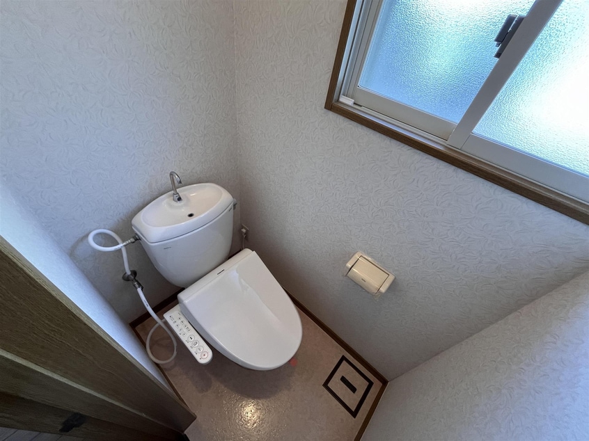 温水洗浄便座 新井田野田貸家