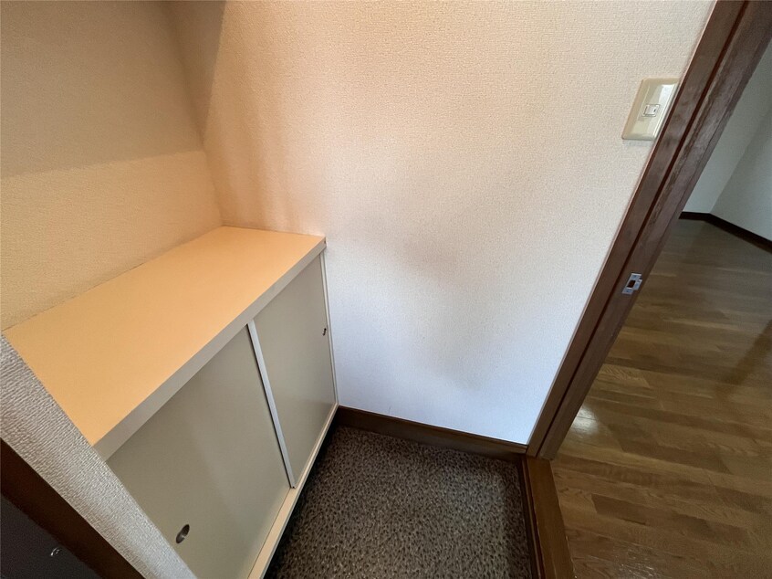 玄関 セティールヒヨリ