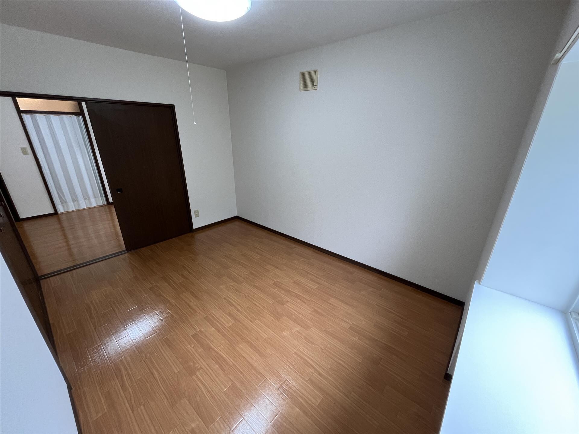 洋室 ハイツ南川尻 A