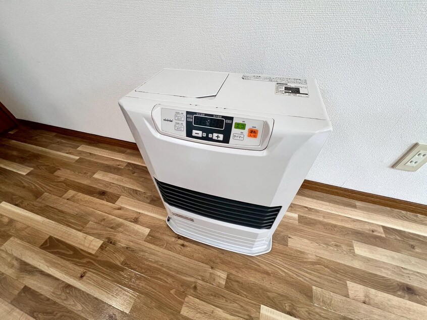 灯油FFストーブ シティコート湊高台 A