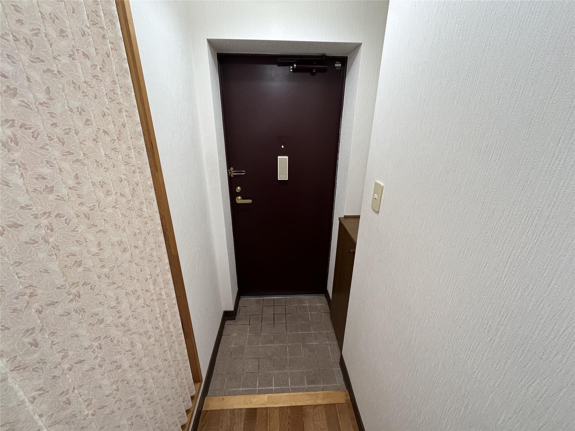 玄関 コーポ中の橋