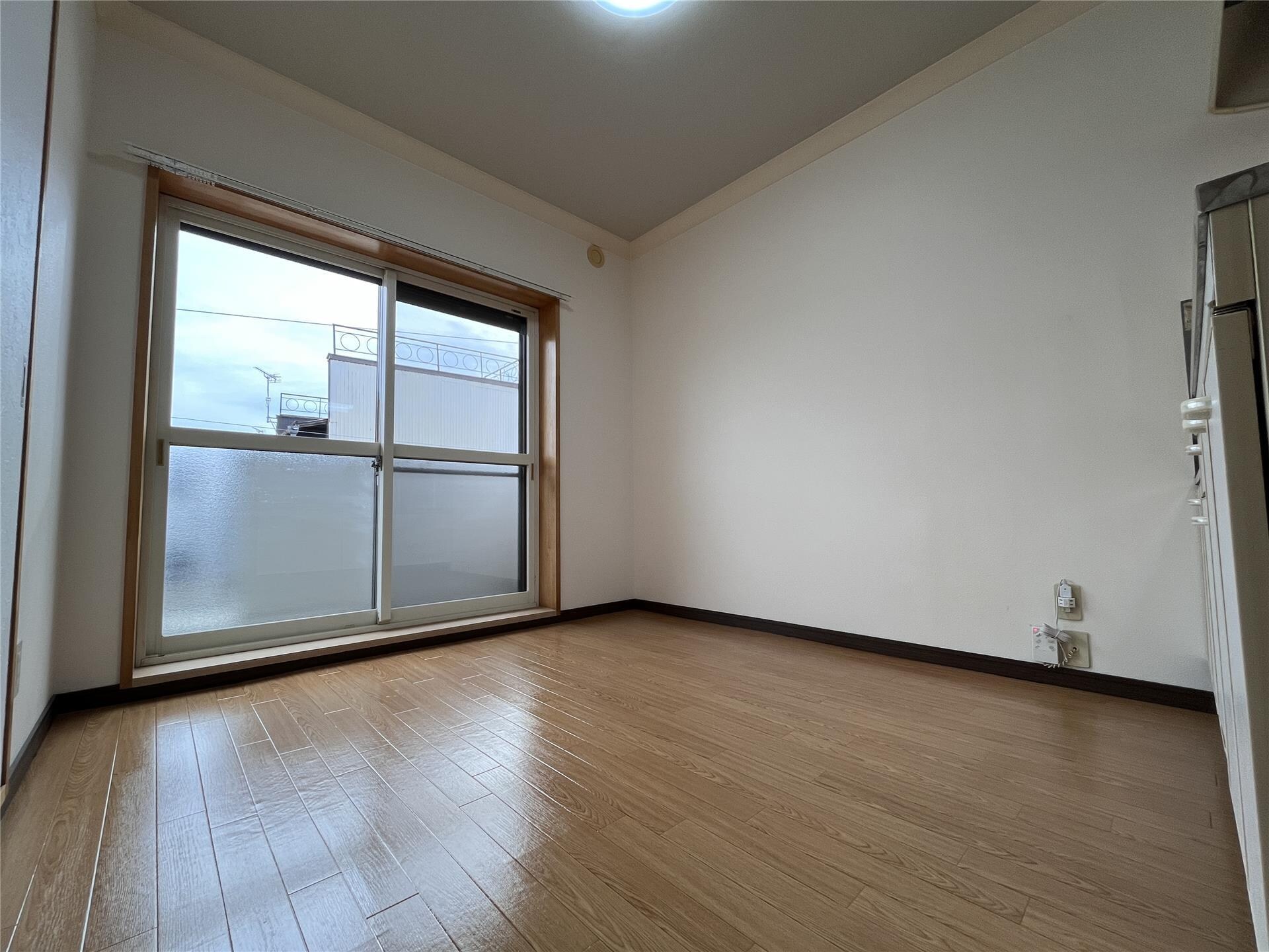 ダイニングキッチン コーポ中の橋