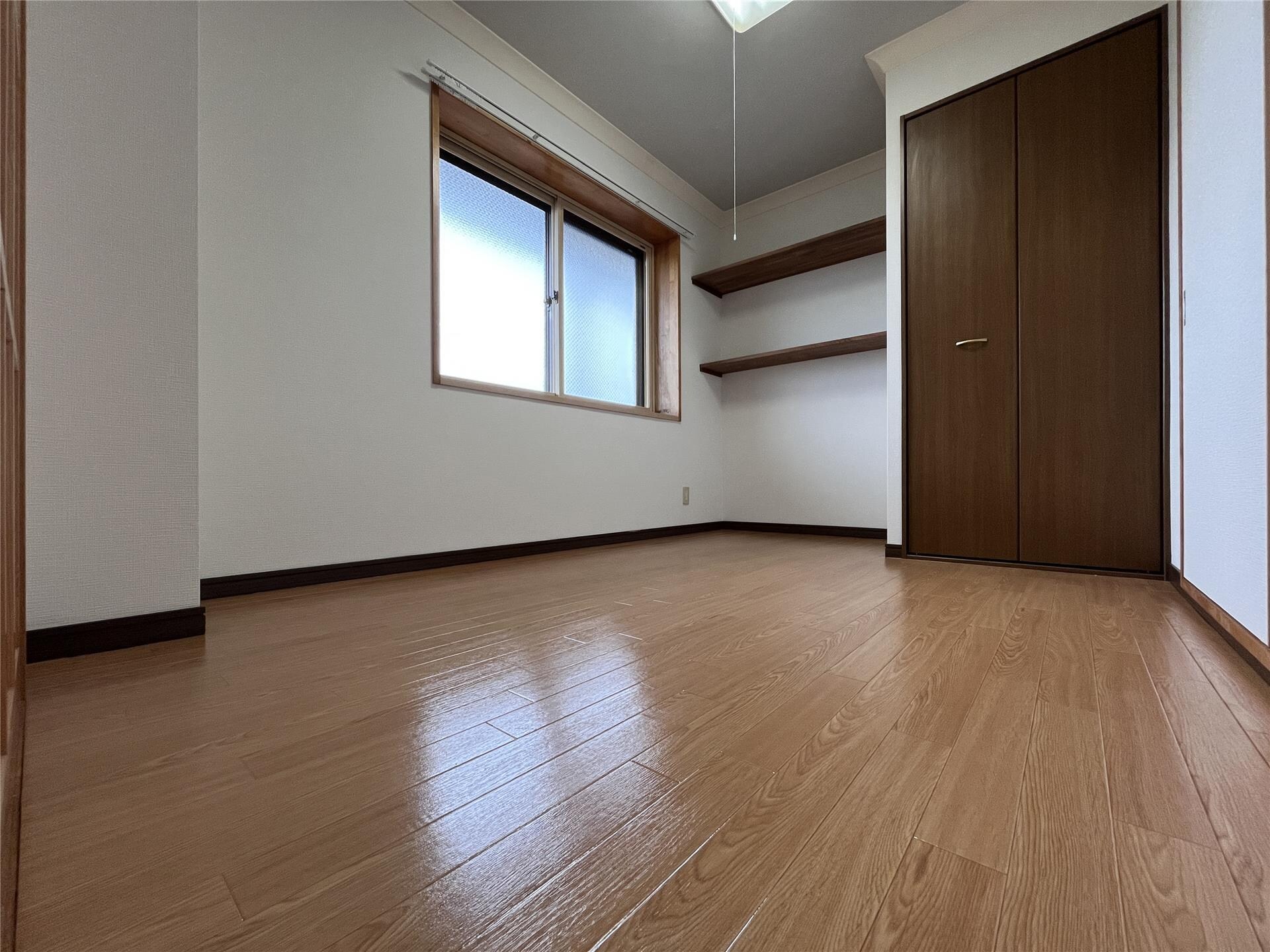 洋室 コーポ中の橋