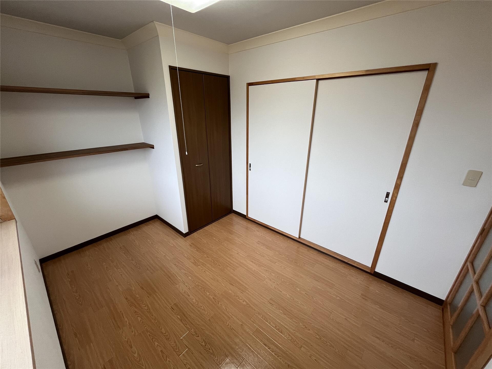 洋室 コーポ中の橋