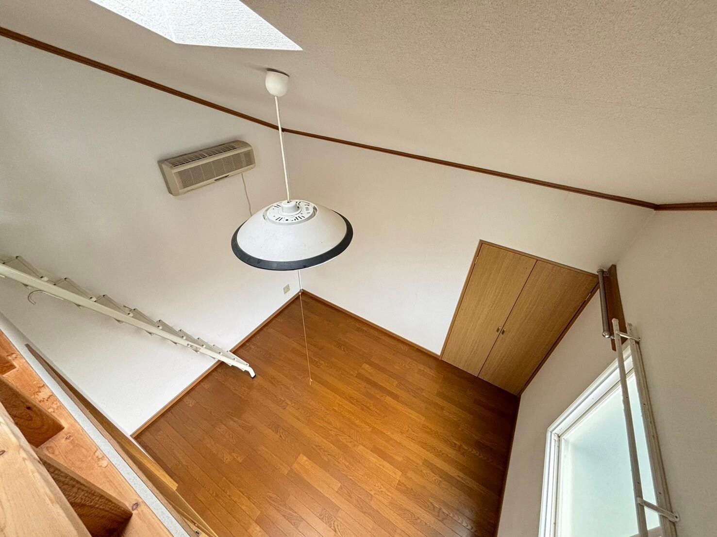 洋室6帖 モンプチ26